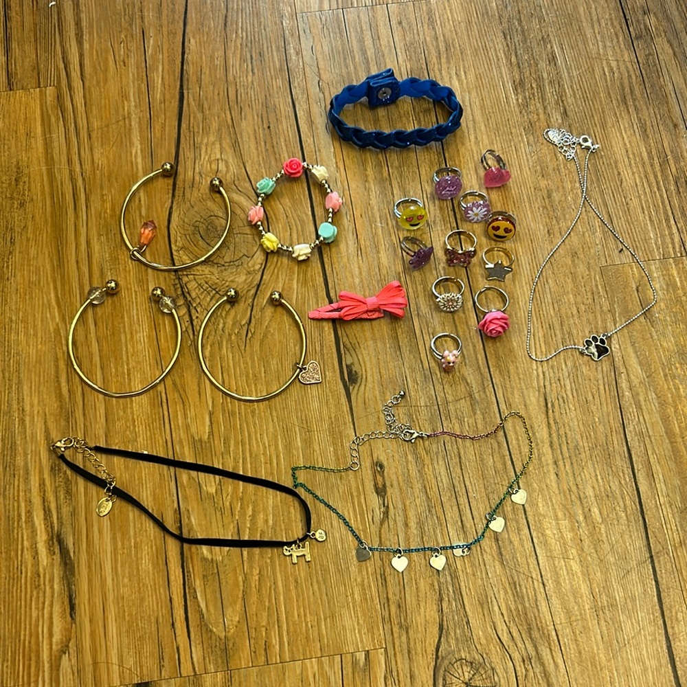Misc Girls Accessories